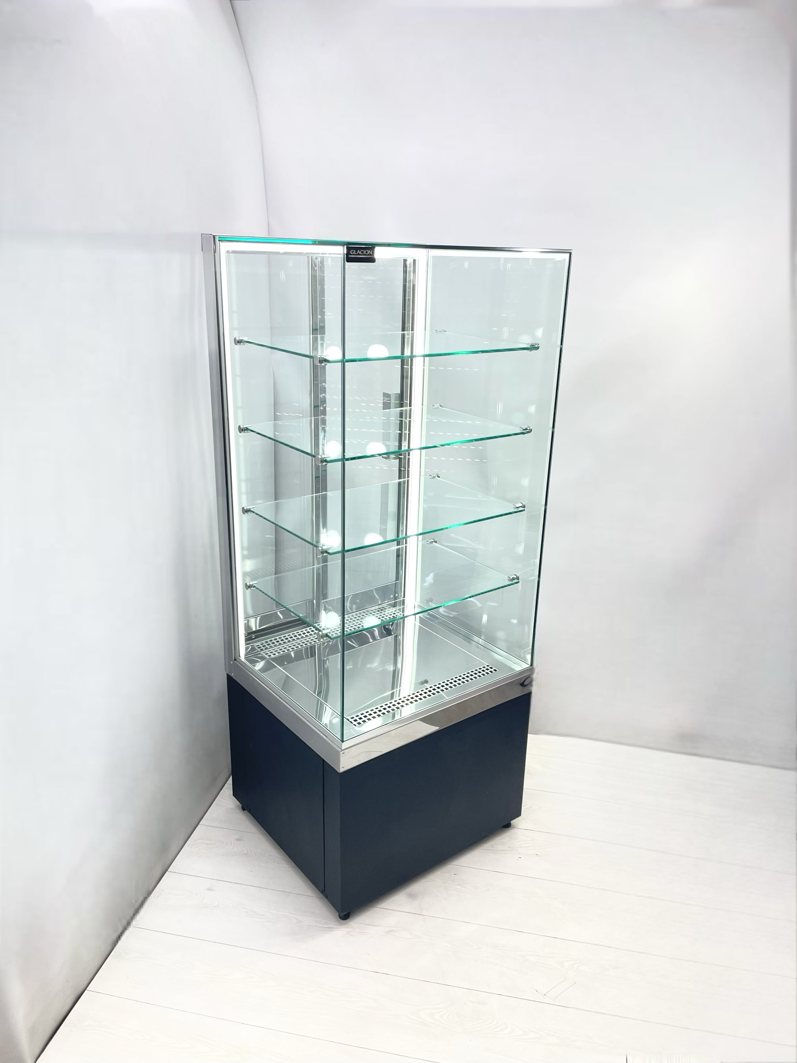 Холодильна вітрина, кондитерська вітрина 163×65×60